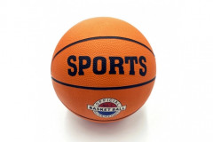 Баскетбольные мячи и корзины