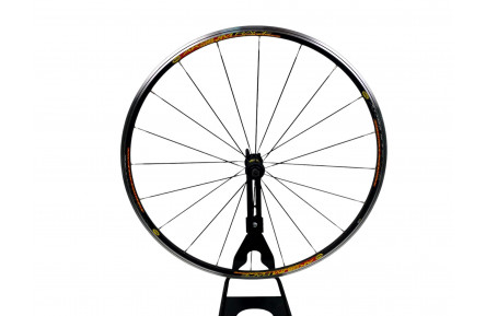 Колесо переднее 28, Mavic Aksium Race, 622x15 FV, втулка Mavic Aksium Race, V-Brake под эксцентрик 20 спиц (нержавейка) Черные