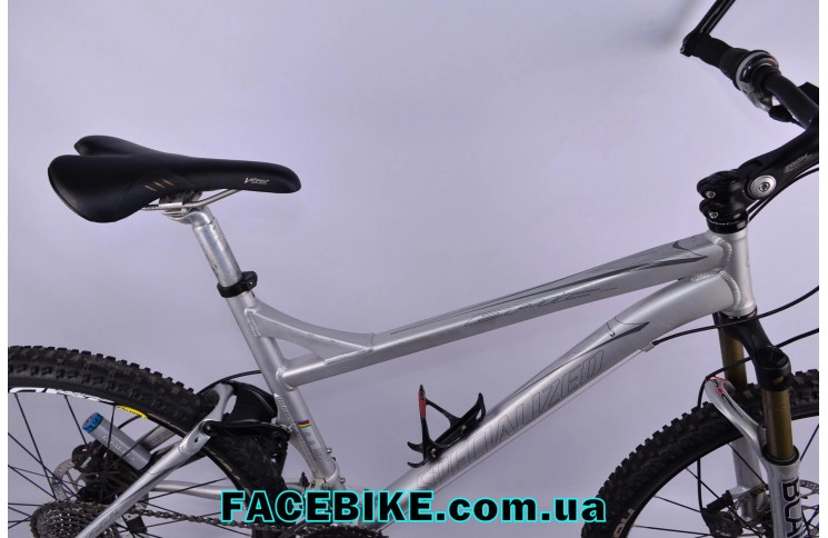Б/В Гірський двопідвісний велосипед Specialized