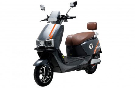 Электрический мопед Tairon TF (2000Вт графеновый аккумулятор 72В 38Аг) 10"