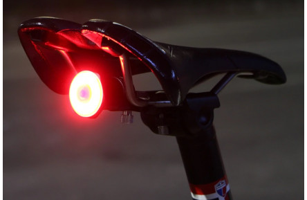 Фонарь габаритный GUB 062 LED с креплением на рельсы седла (красный)