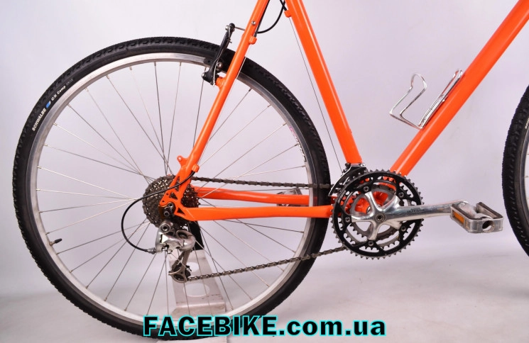 Гибридный велосипед Orange.