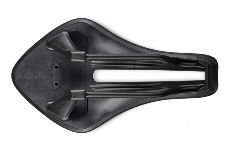 Сідло Fizik Aeris LD R5 - 135mm, Triathlon, TT, вес 230гр, black