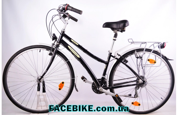 Б/В Міський велосипед Decathlon