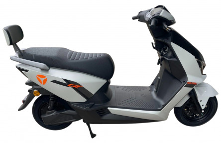 Электрический мопед Yadea GT25 (1400Вт графеновый аккумулятор 72В 23Ач) 10"