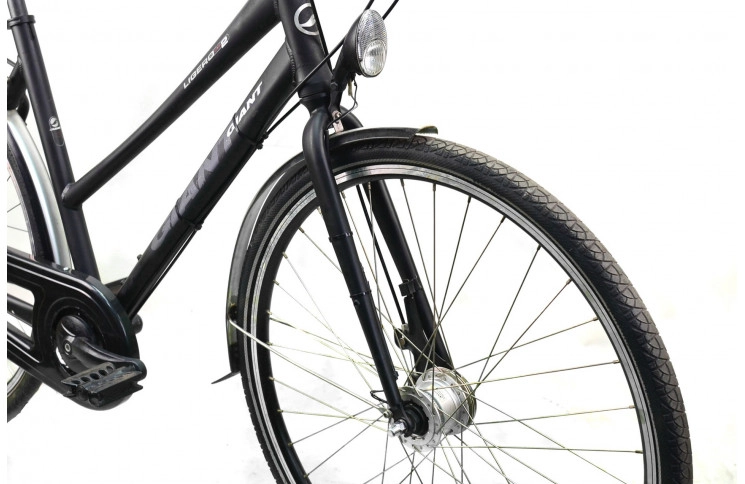 Городской велосипед Giant Ligero 2 28" чёрный Б/У