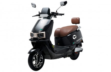 Электрический мопед Tairon TF (2000Вт графеновый аккумулятор 72В 38Аг) 10"