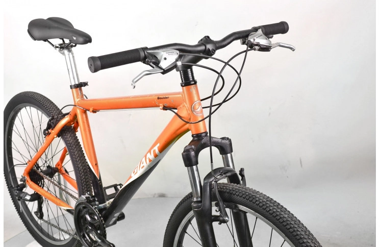 Горный велосипед Giant Boulder 26" L оранжево-черный Б/У