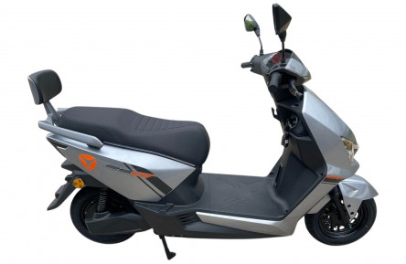 Электрический мопед Yadea GT25 (1400Вт графеновый аккумулятор 72В 23Ач) 10"