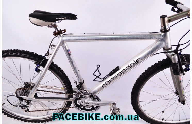 Б/В Гірський велосипед Cannondale