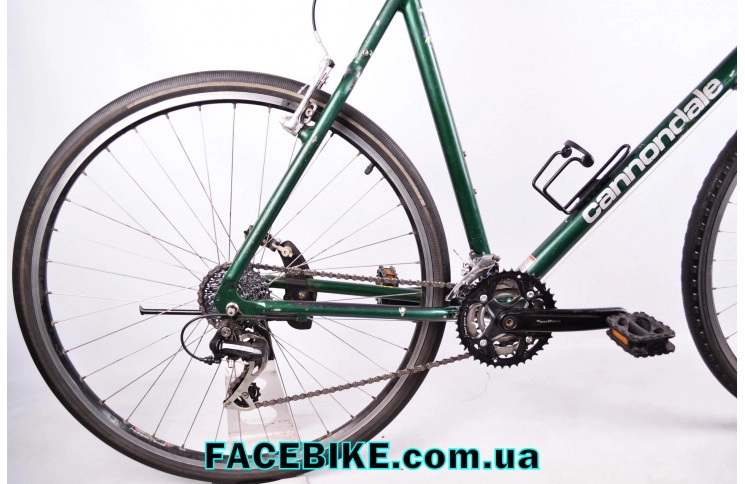 Гибридный велосипед Cannondale