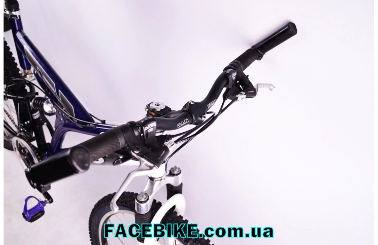 Б/В Гірський двопідвісний велосипед Cyco