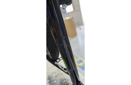 Велосипед уцененный ST 27.5" Discovery RIDER (TREK) HX DD FR рама-18" черно-зеленый 2025
