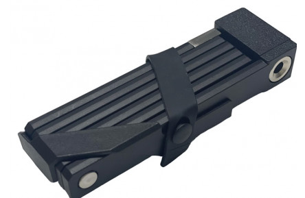 Замок Green Cycle GLK-557 складний із сталевих пластин, секційний, довжина 100см, розмір 210х45мм, кріплення в комплекті, чорний