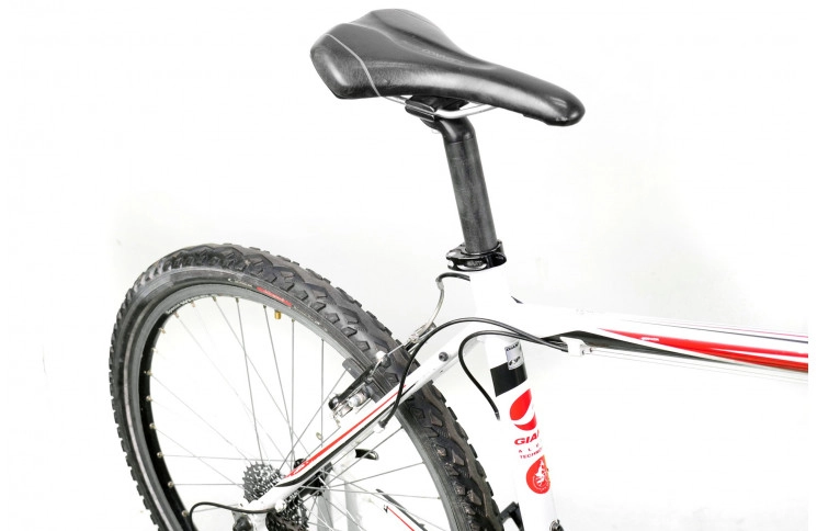 Гірський велосипед Giant Revel W404 26" L білий з чорно-червоним Б/В