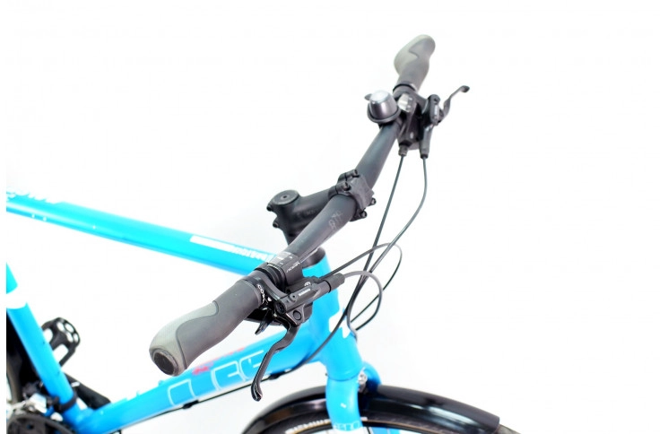 Гибридный велосипед Cube Travel