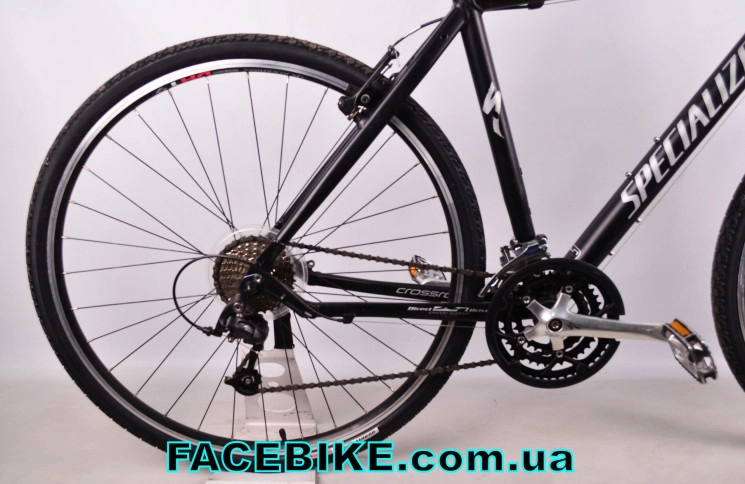 Б/В Гібридний велосипед Specialized