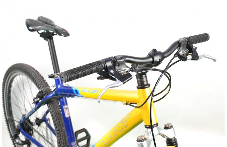 Горный велосипед Giant Boulder 26" S сине-желтый Б/У