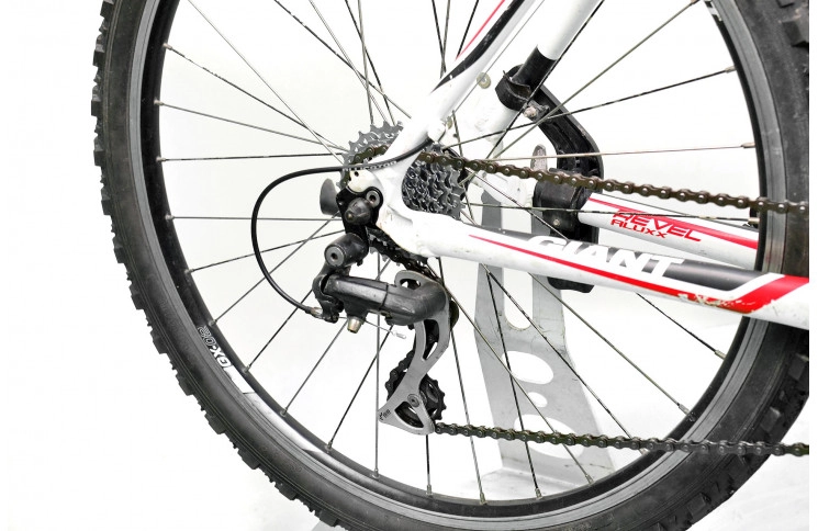 Гірський велосипед Giant Revel W410 26" L білий з чорно-червоним Б/В