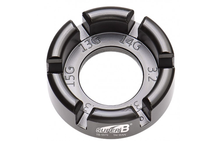 Спицний ключ SuperB у формі кільця з вирізами чорний сталевий