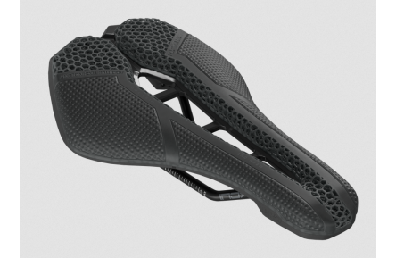 Сідло PRO STEALTH 3D PERFORMANCE, чорне, 142мм